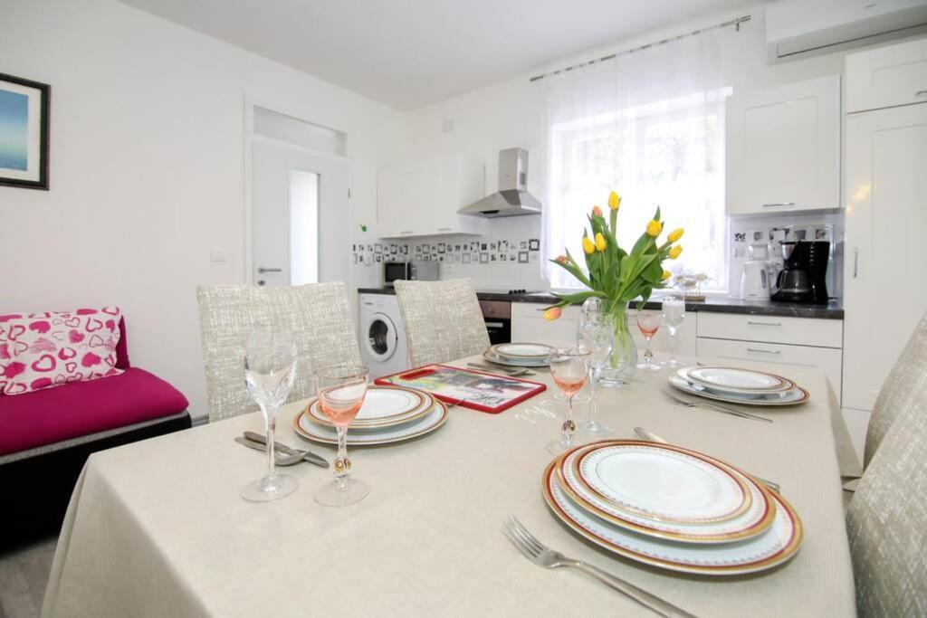 Apartman Buki **** Σπλιτ Εξωτερικό φωτογραφία